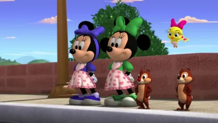 thumbnail - Mickey Mouse Mixed-Up Adventures S1:E12 Papa Pluto / Les Bénévoles de la Saint-Valentin (Les aventures de Mickey et ses amis (2019))