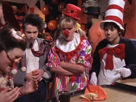 thumbnail - Lizzie McGuire (Overall Series) S1:E24 Night of the Day of the Dead