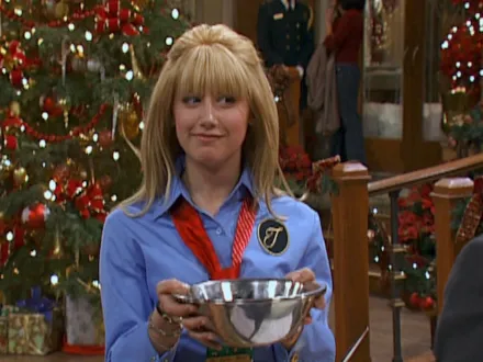thumbnail - The Suite Life of Zack & Cody S1:E21 Christmas at the Tipton