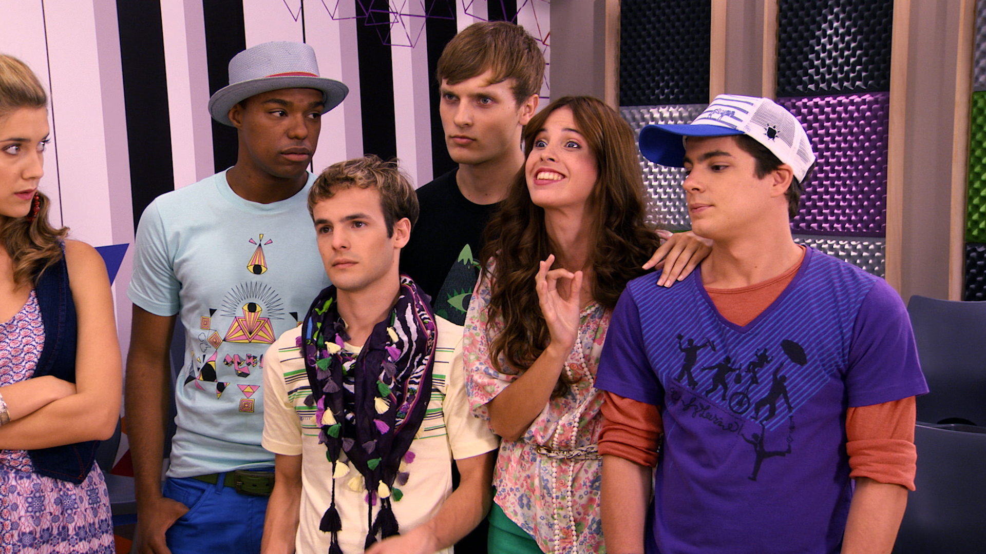 Эпизод 52. Эпизод 52. Эпизод 52. Виолетта 1 сезон 39 серия. Виолетта испанский сериал.