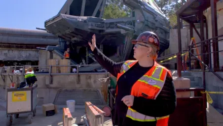 thumbnail - Un día en Disney S1:E11 Kristina Dewberry: Directora de construcción de Imagineering
