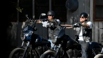 Watch Sons of Anarchy, Full episodes