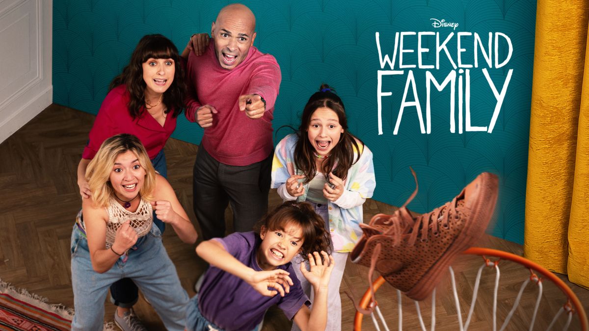 Watch Weekend Family Disney+