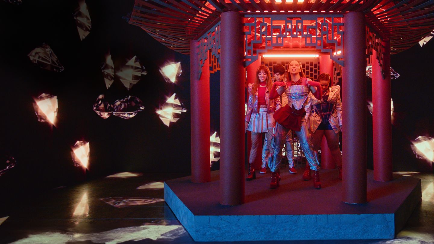 L-POPのサムネイル画像